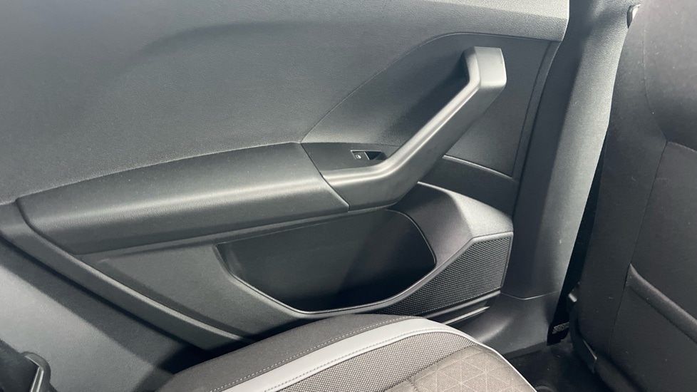 Used Volkswagen T-Cross 2023 for sale - 76420637: Photo 51