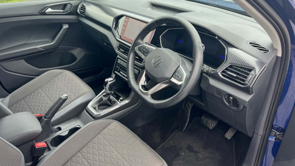 Used Volkswagen T-Cross 2023 for sale - 76420637: Photo 6