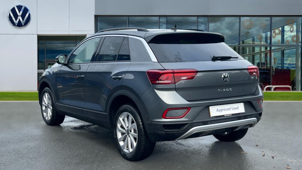 Used Volkswagen T-Roc 2025 for sale - 76452147: Photo 3