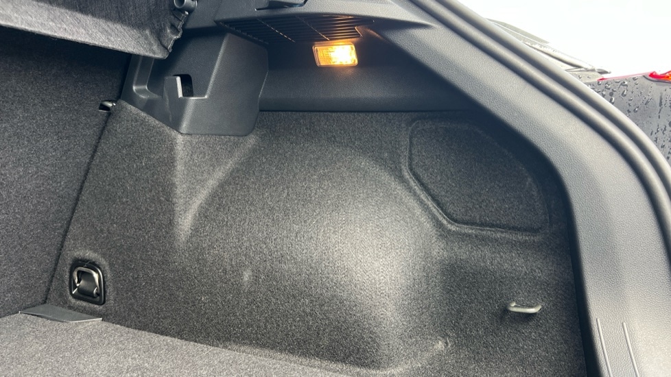 Used Volkswagen T-Roc 2025 for sale - 76452147: Photo 42