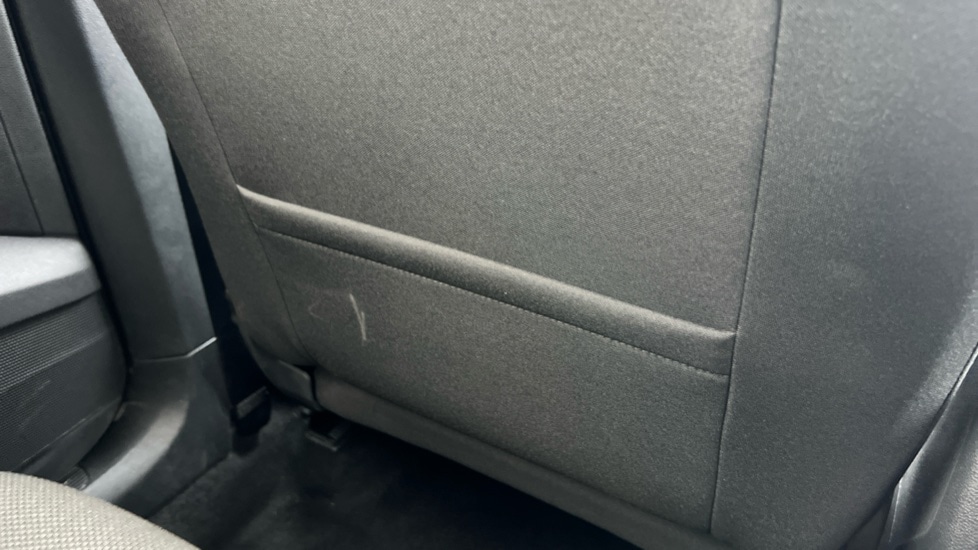 Used Volkswagen T-Roc 2025 for sale - 76452147: Photo 46