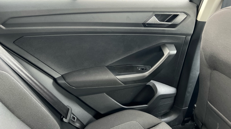 Used Volkswagen T-Roc 2025 for sale - 76452147: Photo 47