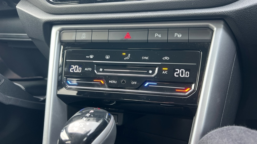 Used Volkswagen T-Roc 2025 for sale - 76452147: Photo 55