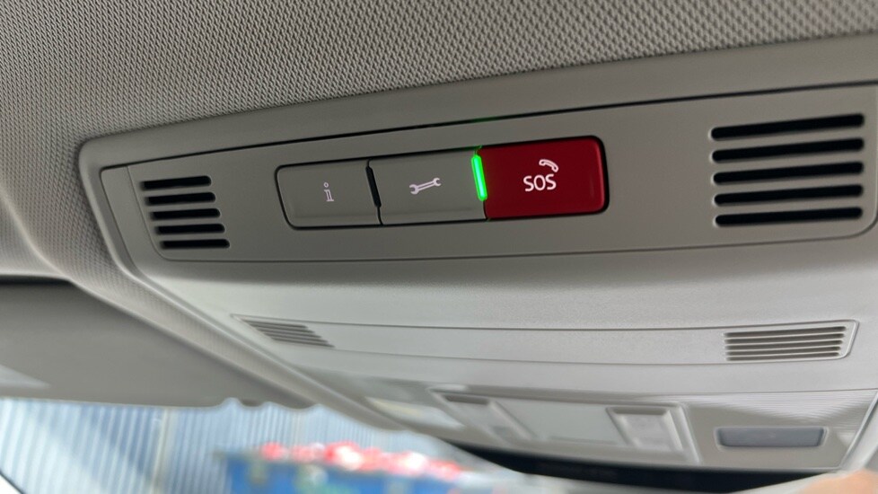 Used Volkswagen T-Roc 2025 for sale - 76452147: Photo 61