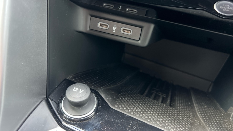 Used Volkswagen T-Roc 2025 for sale - 76452147: Photo 67