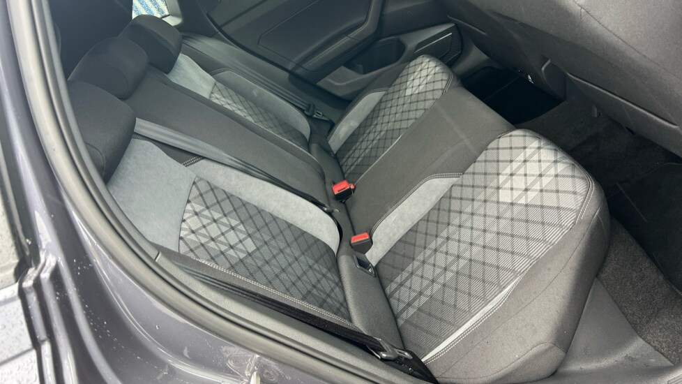 Used Volkswagen Polo 2024 for sale - 76438105: Photo 15