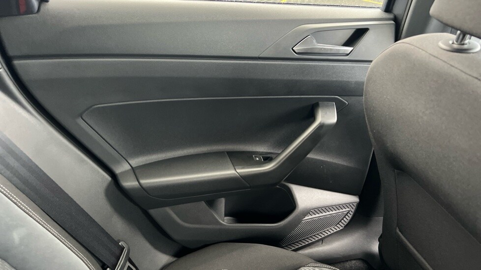 Used Volkswagen Polo 2024 for sale - 76438105: Photo 36