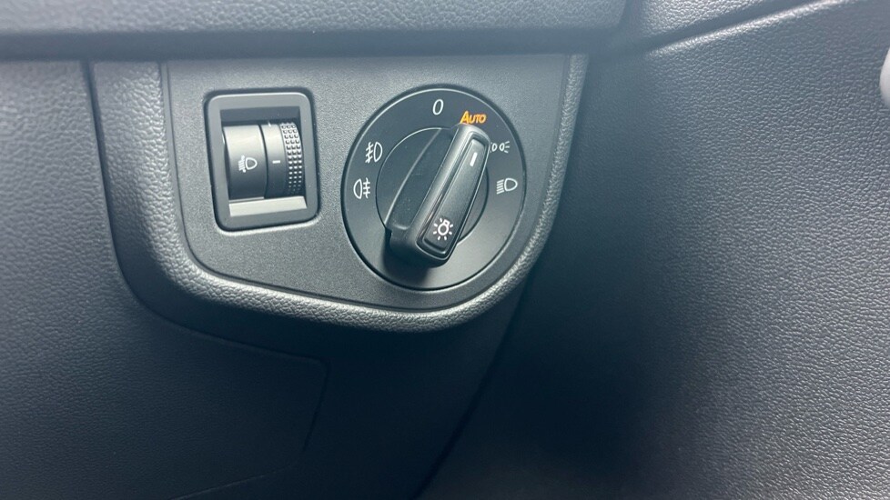 Used Volkswagen Polo 2024 for sale - 76438105: Photo 47