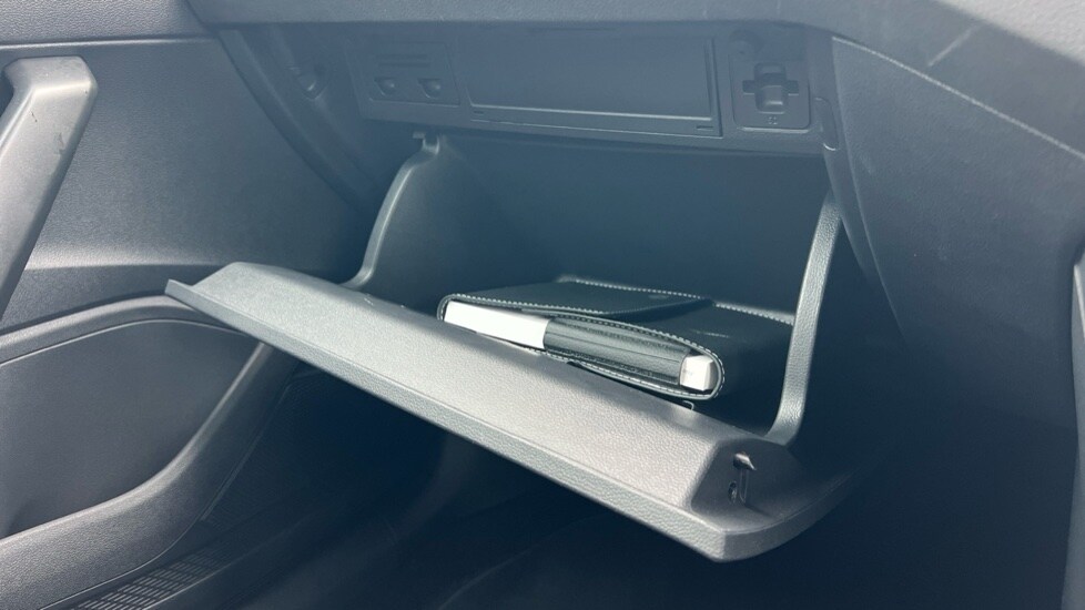 Used Volkswagen Polo 2024 for sale - 76438105: Photo 54