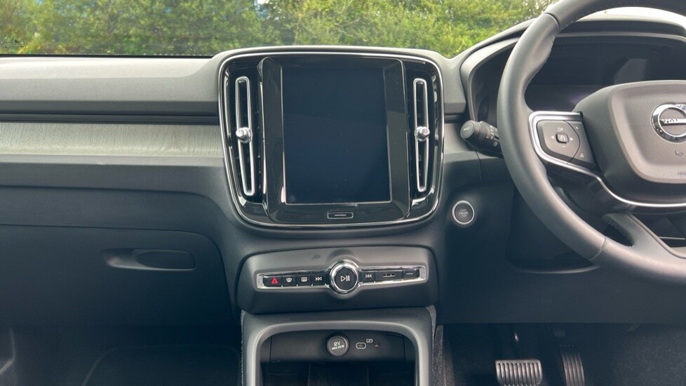 Used Volvo XC40 2024 for sale - 75735311: Photo 12