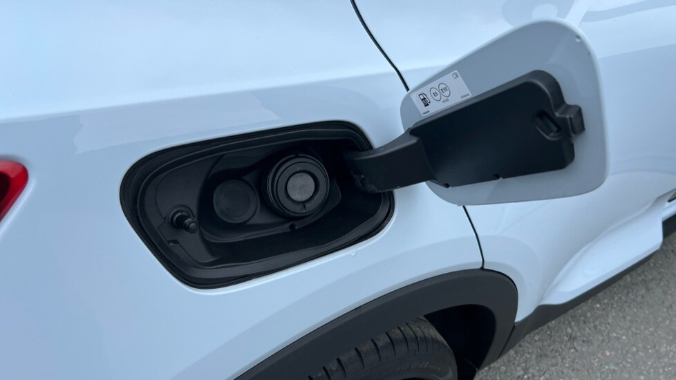 Used Volvo XC40 2024 for sale - 75735311: Photo 21