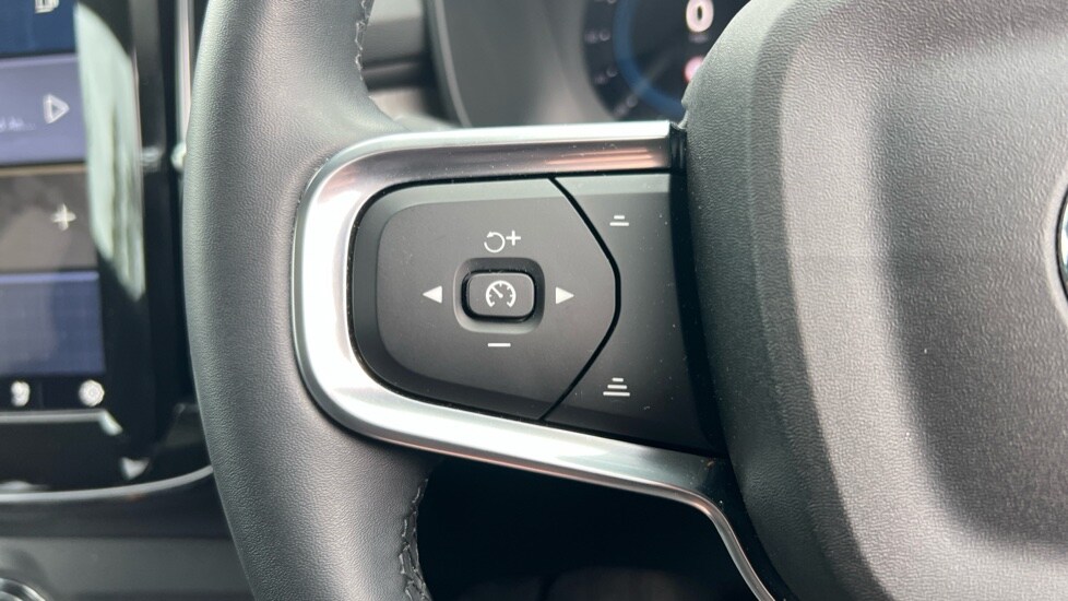 Used Volvo XC40 2024 for sale - 75735311: Photo 23