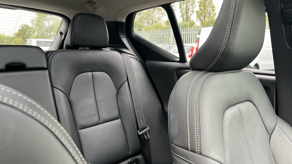 Used Volvo XC40 2024 for sale - 75735311: Photo 51