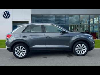 Used Volkswagen T-Roc 2020 for sale - 75113132: Photo