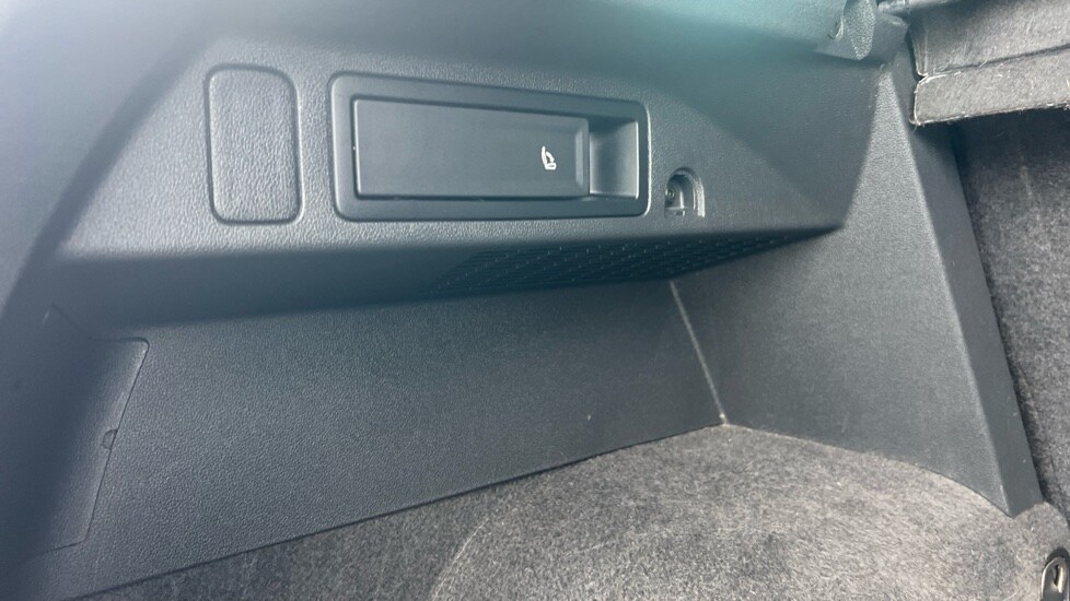 Used Volkswagen Tiguan 2022 for sale - 76745327: Photo 49