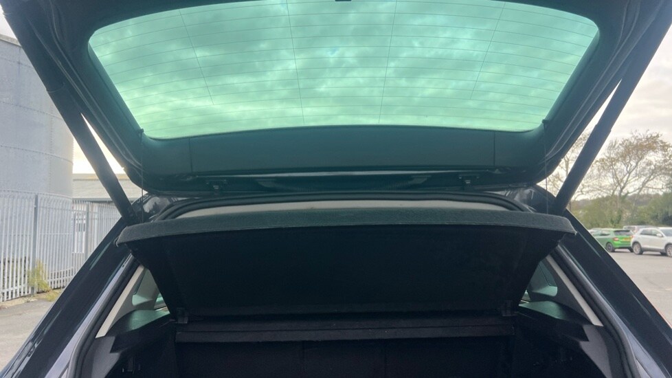 Used Volkswagen Tiguan 2022 for sale - 76745327: Photo 51