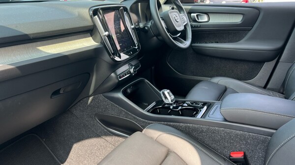 Used Volvo XC40 2024 for sale - 75472475: Photo 10