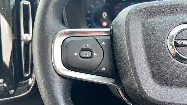 Used Volvo XC40 2024 for sale - 75472475: Photo 23
