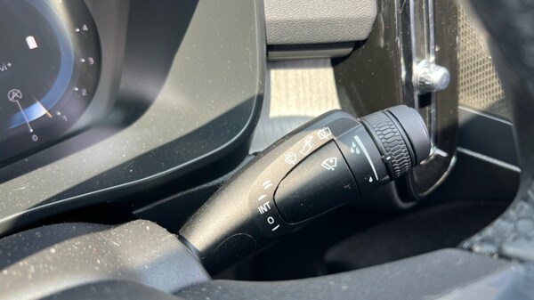 Used Volvo XC40 2024 for sale - 75472475: Photo 24