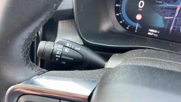 Used Volvo XC40 2024 for sale - 75472475: Photo 25