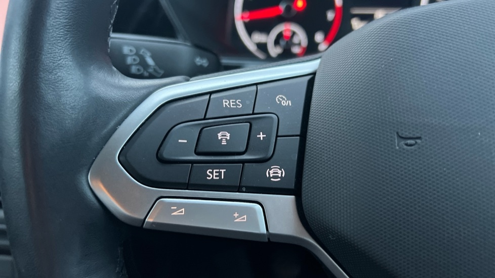 Used Volkswagen T-Cross 2021 for sale - 76773378: Photo 41