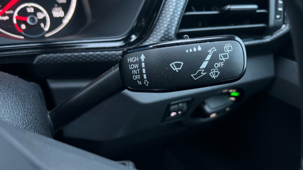 Used Volkswagen T-Cross 2021 for sale - 76773378: Photo 42