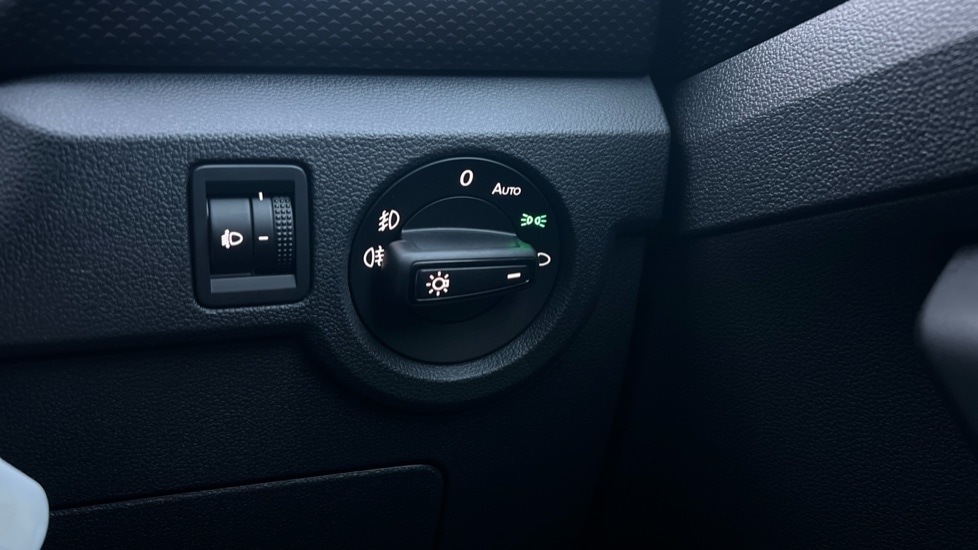 Used Volkswagen T-Cross 2021 for sale - 76773378: Photo 44