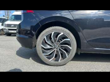 Used Volkswagen Golf 2023 for sale - 74090965: Photo