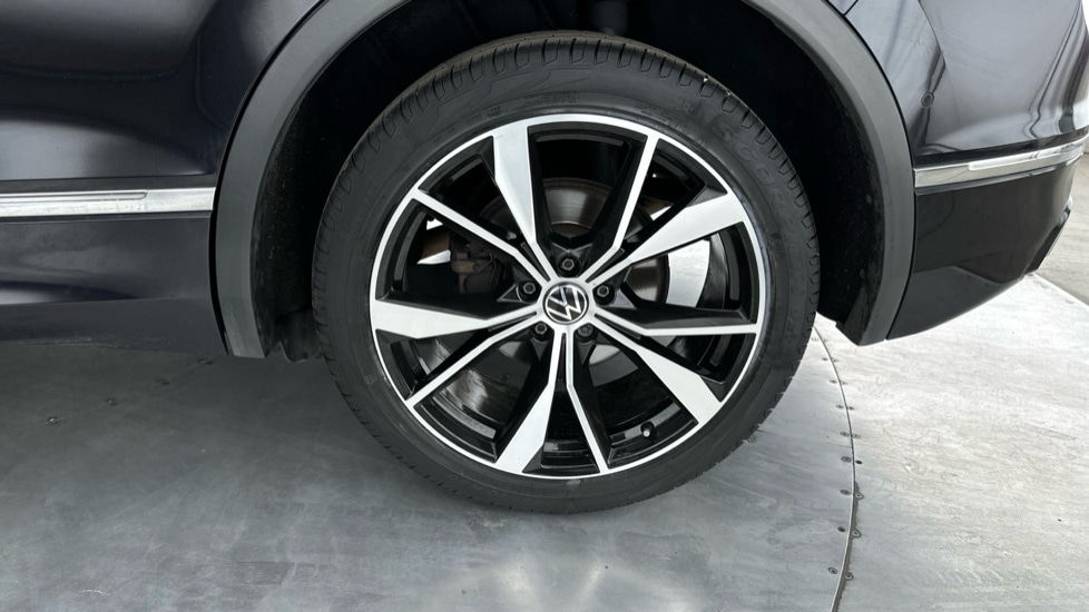 Used Volkswagen Tiguan 2020 for sale - 75828869: Photo 18