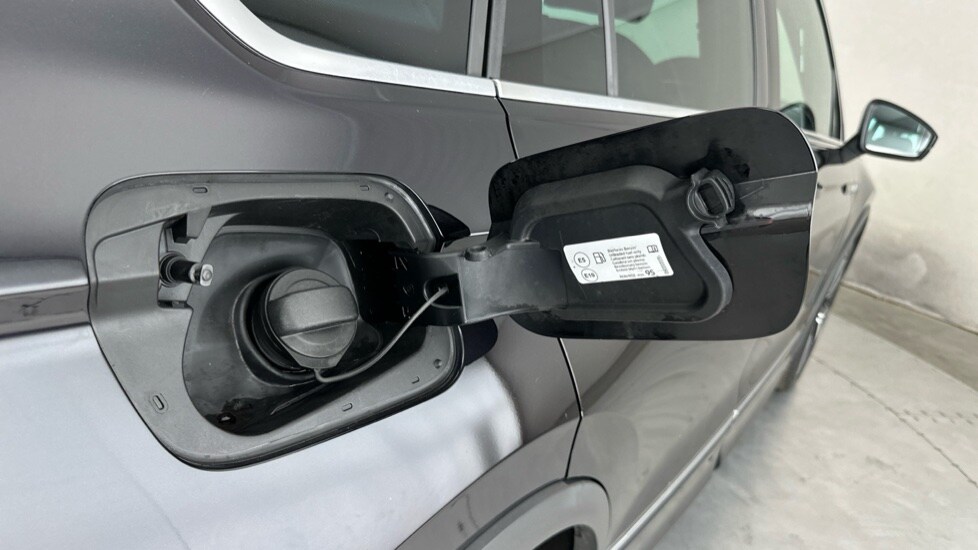 Used Volkswagen Tiguan 2020 for sale - 75828869: Photo 21
