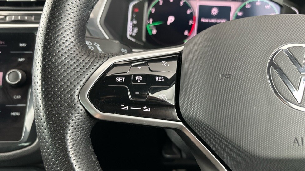 Used Volkswagen Tiguan 2020 for sale - 75828869: Photo 22