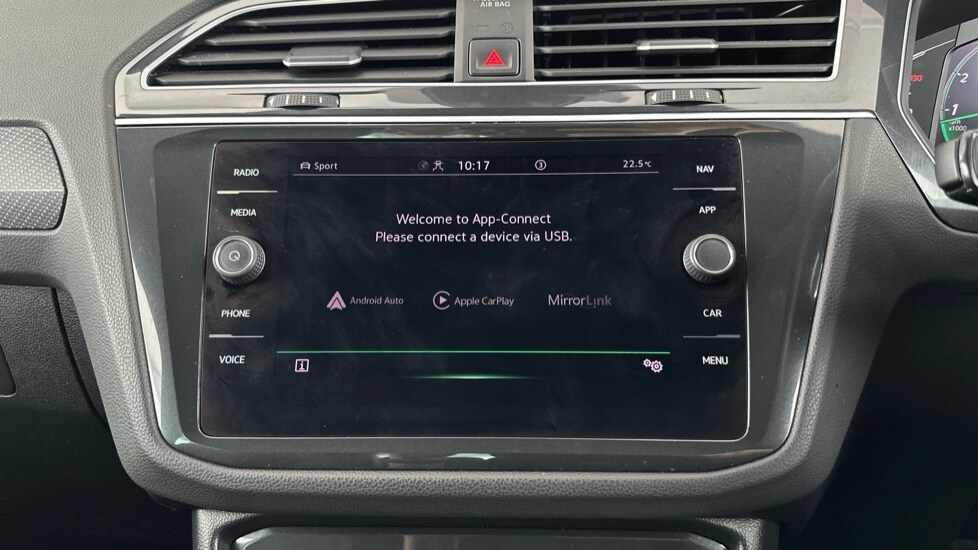 Used Volkswagen Tiguan 2020 for sale - 75828869: Photo 23