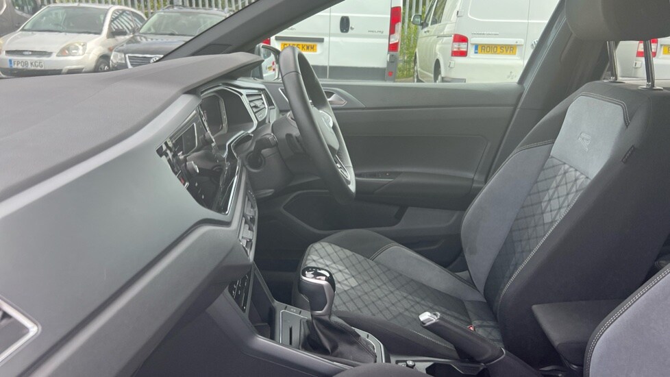 Used Volkswagen Polo 2024 for sale - 76647822: Photo 28