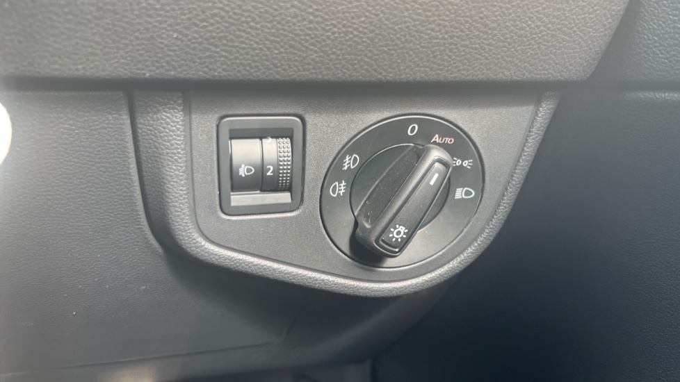 Used Volkswagen Polo 2024 for sale - 76647822: Photo 45