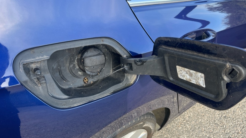 Used Volkswagen Golf 2020 for sale - 76652398: Photo 29