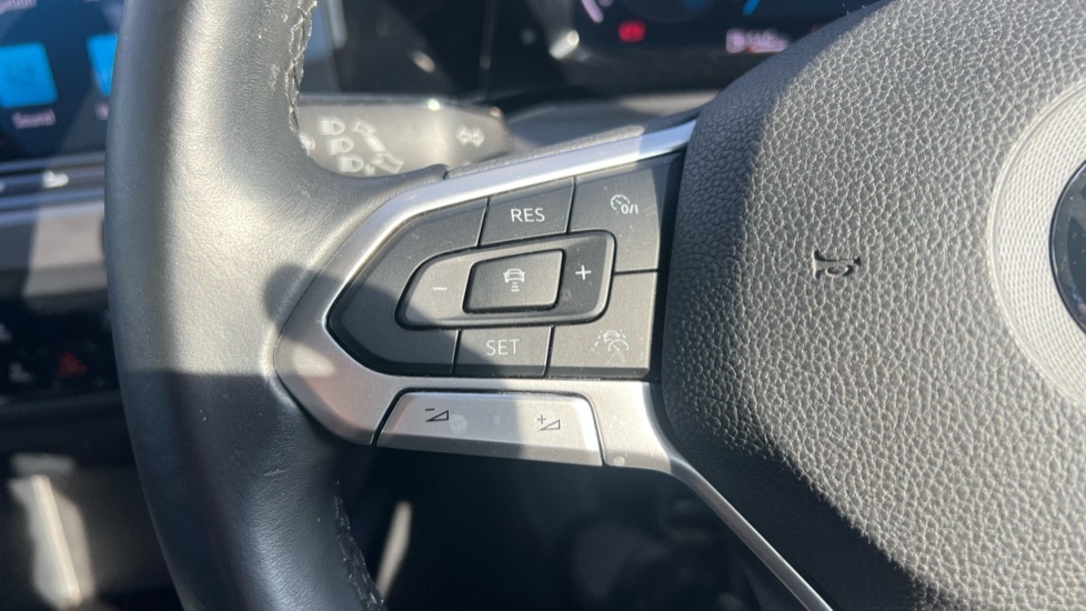 Used Volkswagen Golf 2020 for sale - 76652398: Photo 31