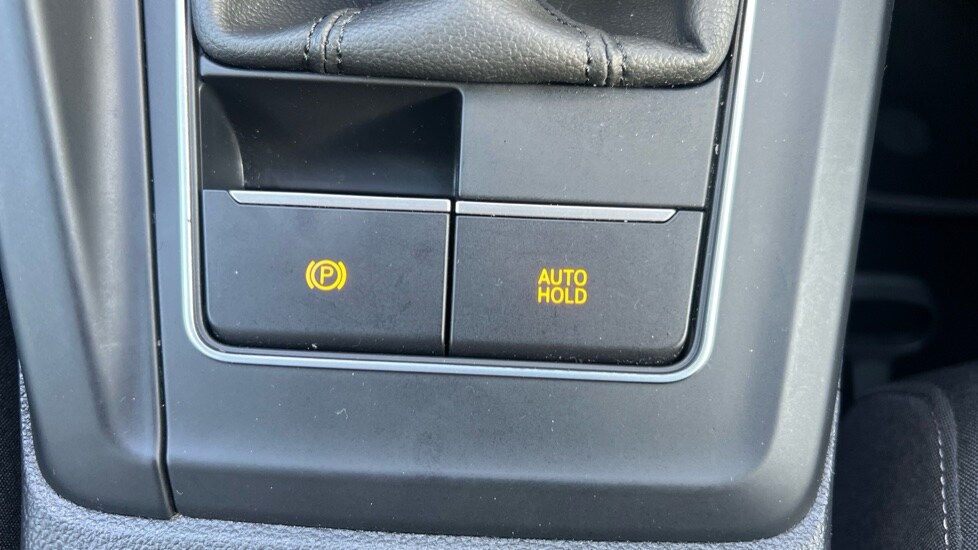 Used Volkswagen Golf 2020 for sale - 76652398: Photo 47