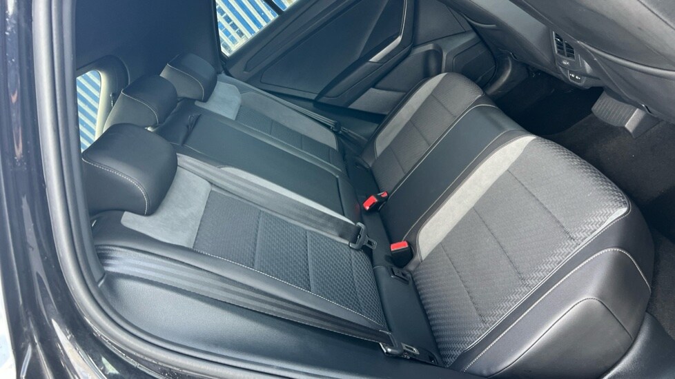 Used Volkswagen T-Roc 2021 for sale - 76312136: Photo 15