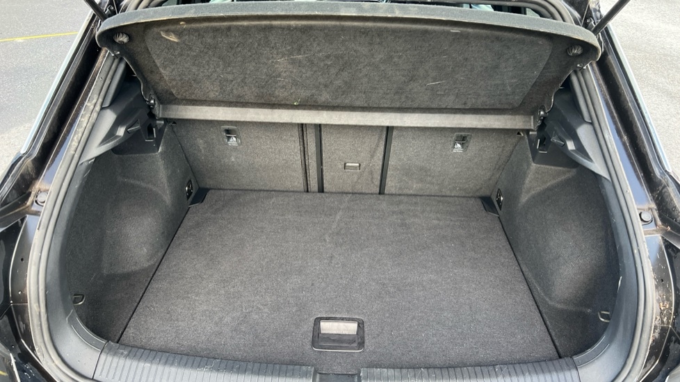 Used Volkswagen T-Roc 2021 for sale - 76312136: Photo 16