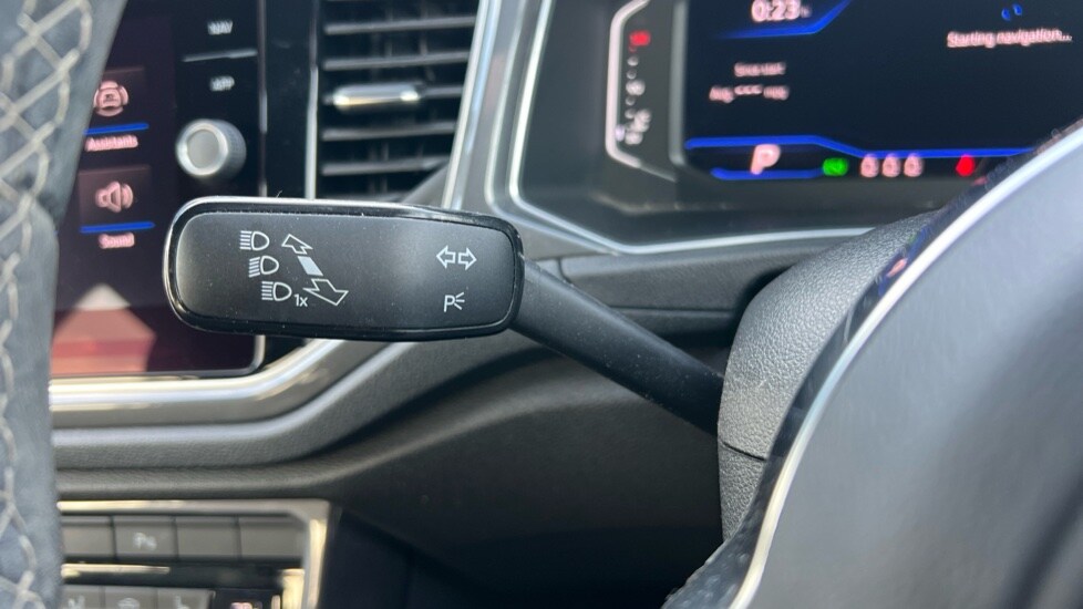 Used Volkswagen T-Roc 2021 for sale - 76312136: Photo 33