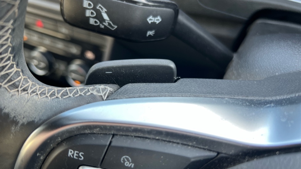 Used Volkswagen T-Roc 2021 for sale - 76312136: Photo 55