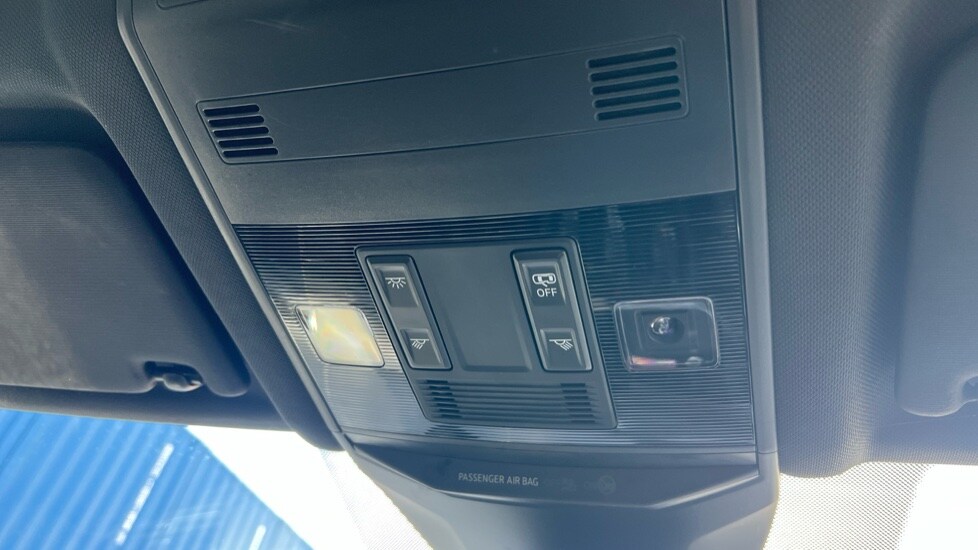 Used Volkswagen T-Roc 2021 for sale - 76312136: Photo 64