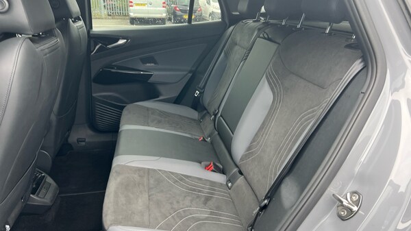 Used Volkswagen ID.4 2025 for sale - 75514590: Photo 15