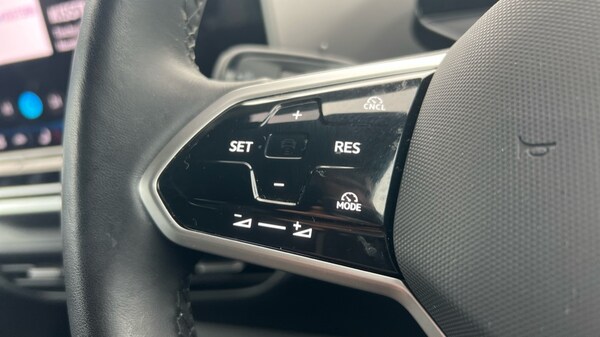 Used Volkswagen ID.4 2025 for sale - 75514590: Photo 31