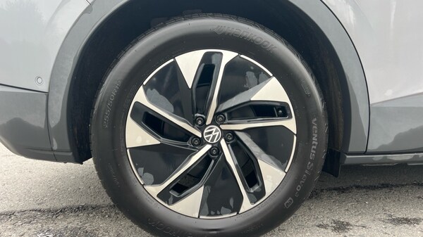 Used Volkswagen ID.4 2025 for sale - 75514590: Photo 5
