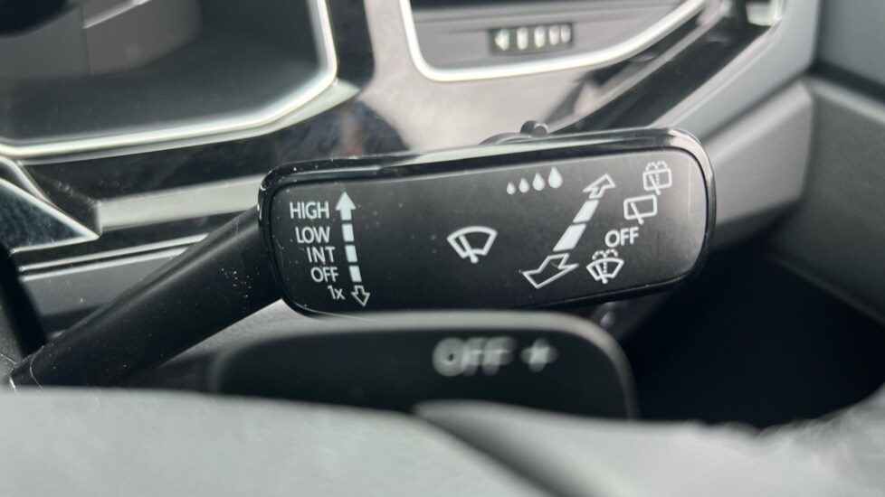 Used Volkswagen Polo 2025 for sale - 76100074: Photo 32