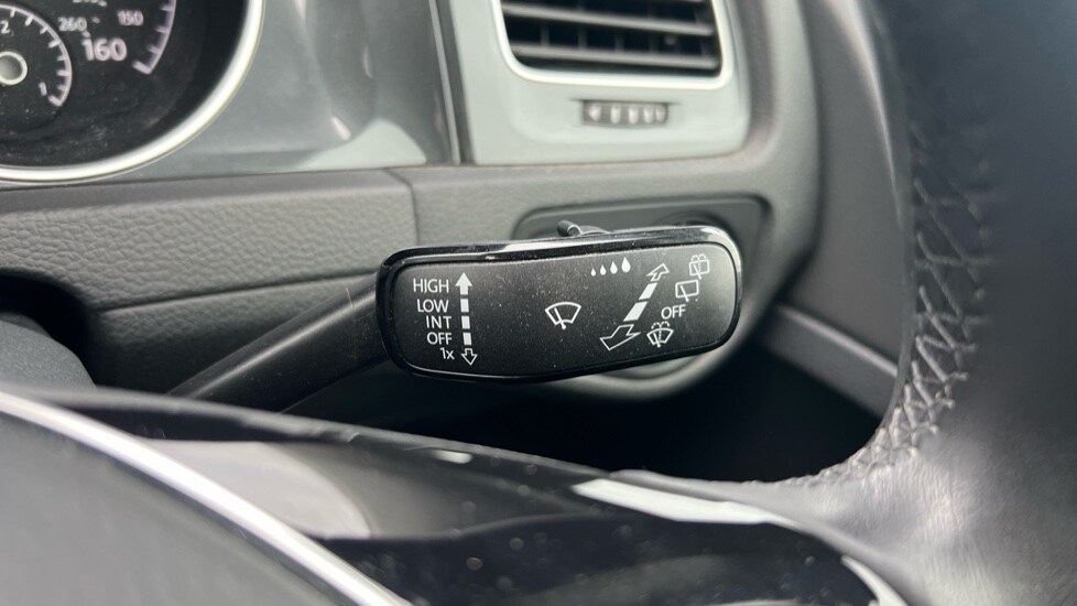 Used Volkswagen Golf 2019 for sale - 76568046: Photo 32