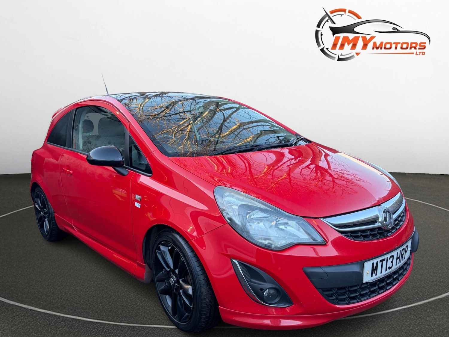 Used Vauxhall Corsa 2013 for sale - 77208779: Photo 2