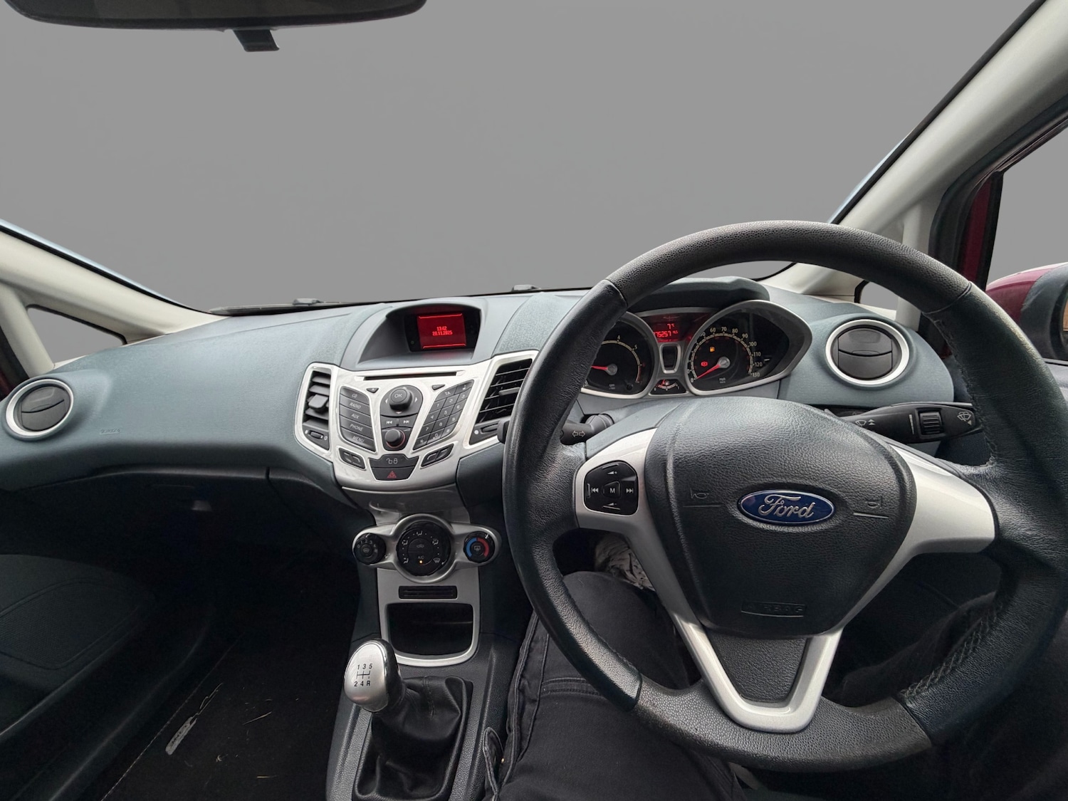 Used Ford Fiesta 2009 for sale - 76738001: Photo 12