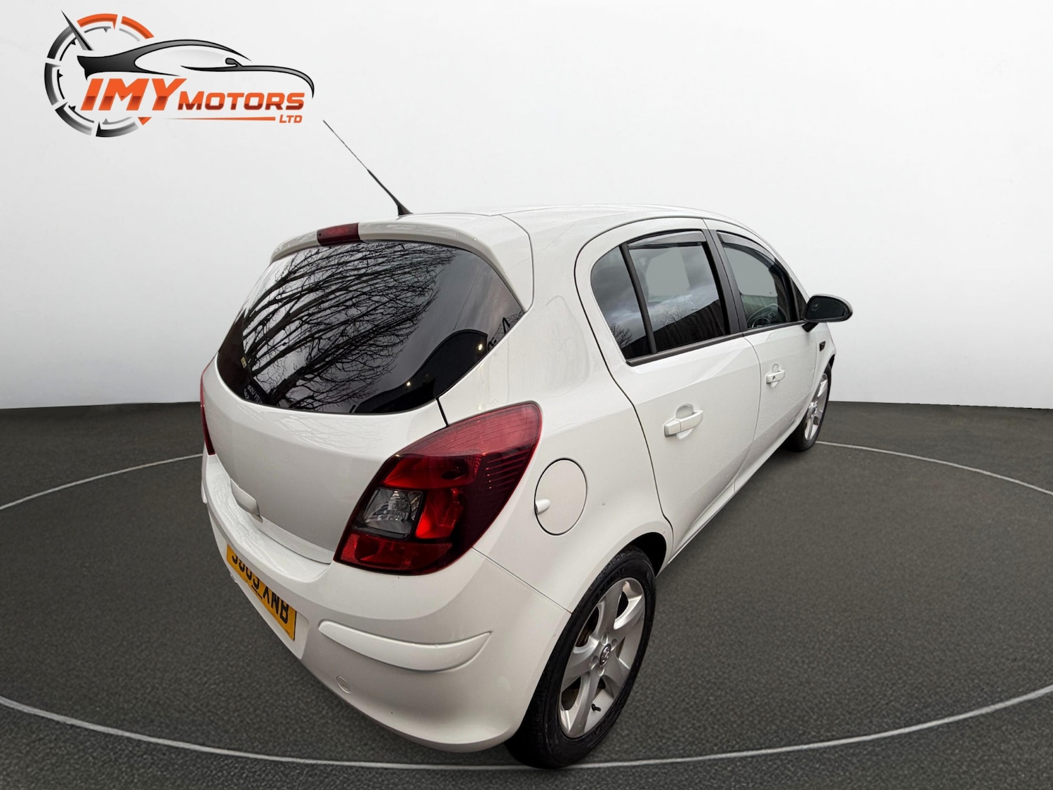 Used Vauxhall Corsa 2013 for sale - 77639244: Photo 3